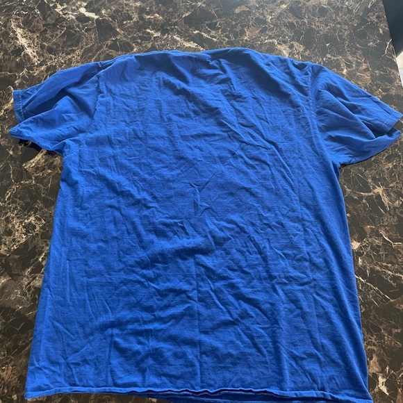 Blue Maple Leafs Logo T-Shirt - Picture 2 of 3